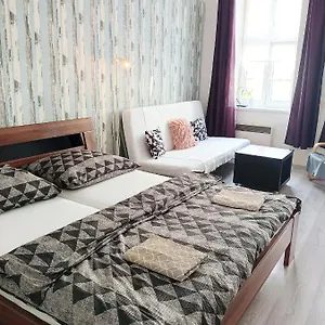 Hybesova Апартаменты